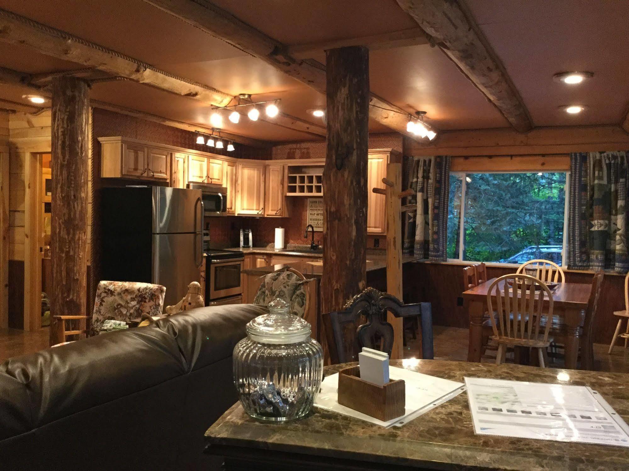 Renfro'S Lakeside Retreat Primrose エクステリア 写真